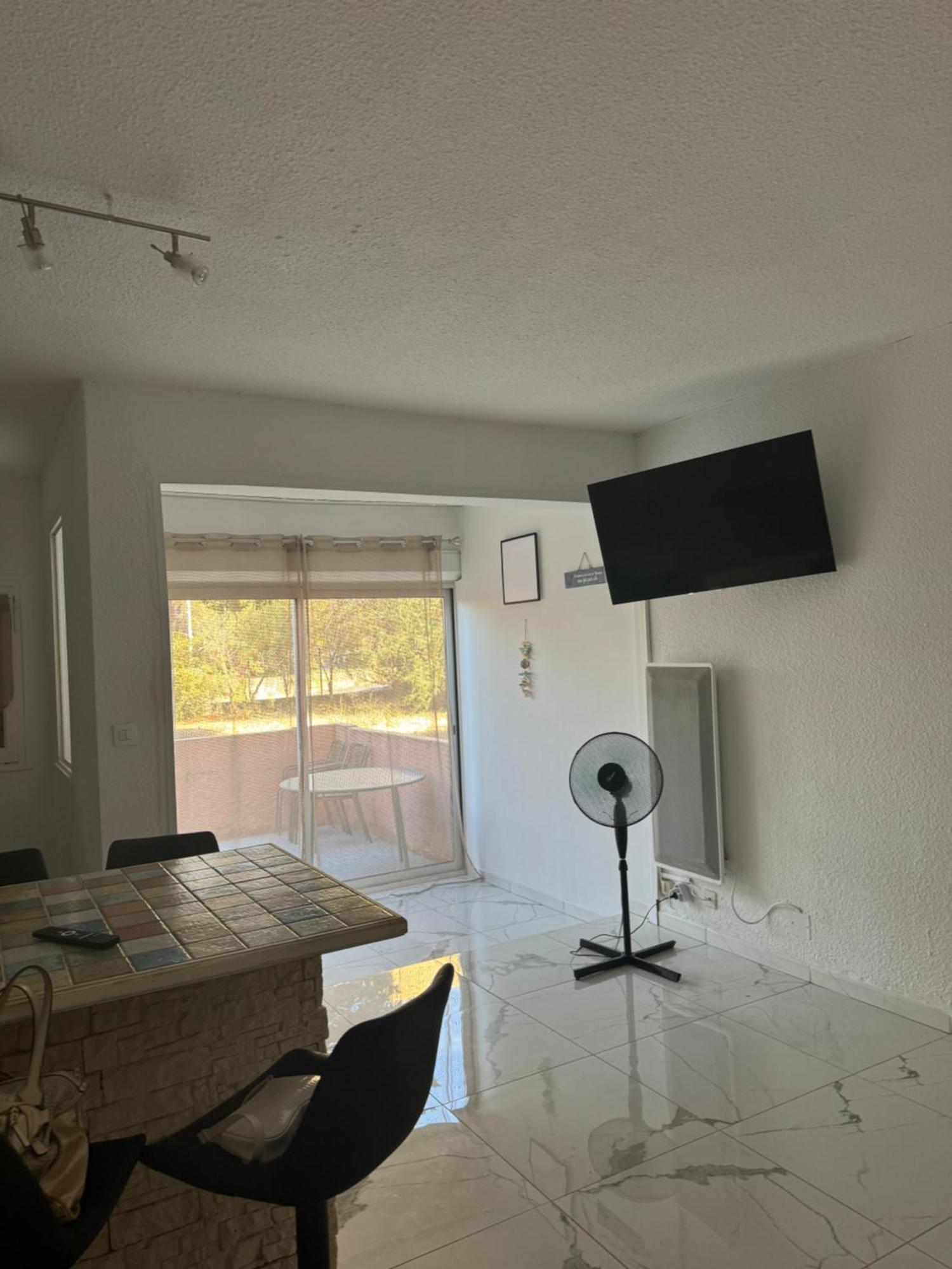 Grand Studio Cabine Proche Plage Et Port 格吕桑 外观 照片